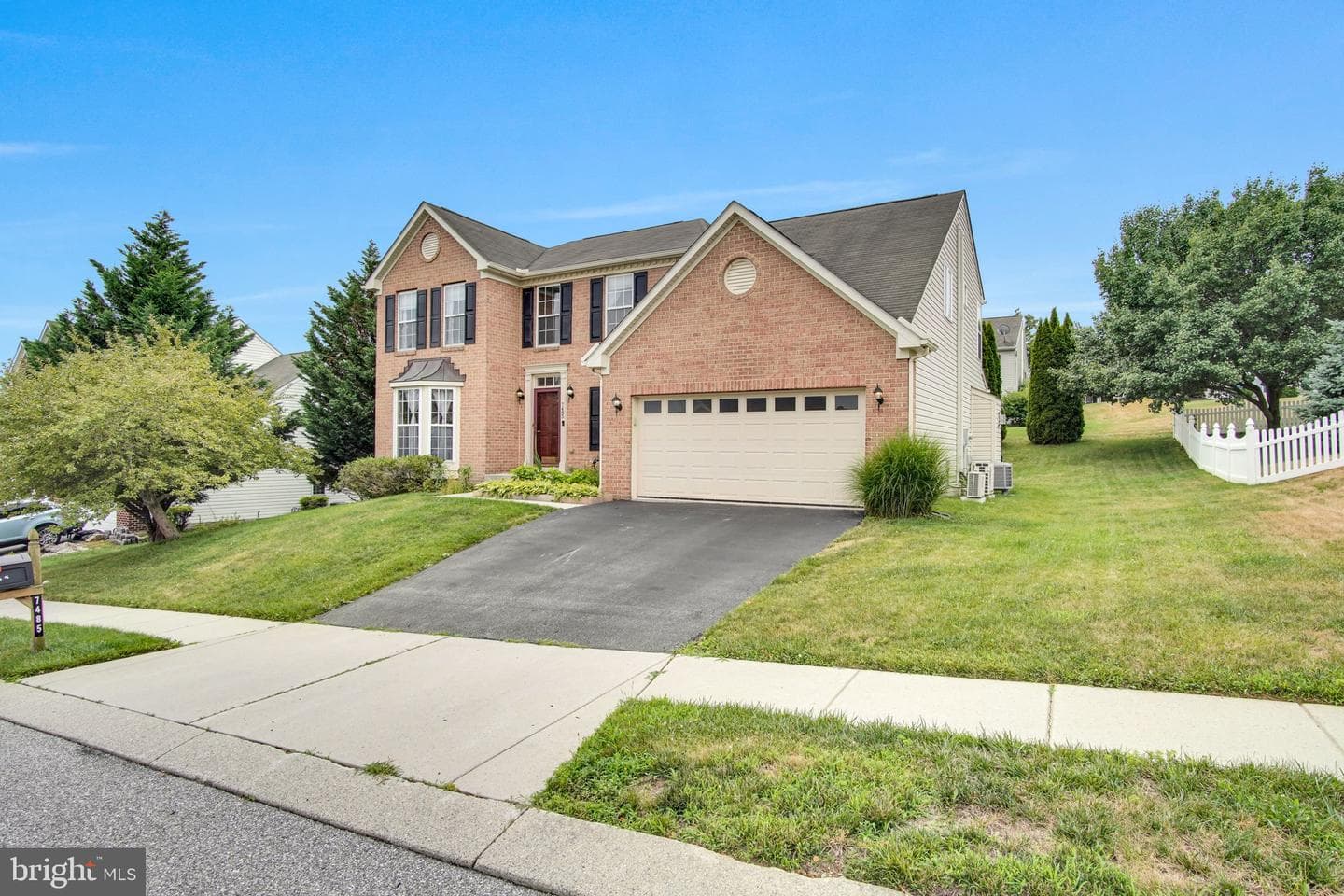 7485 Seneca Ridge Drive photo 4