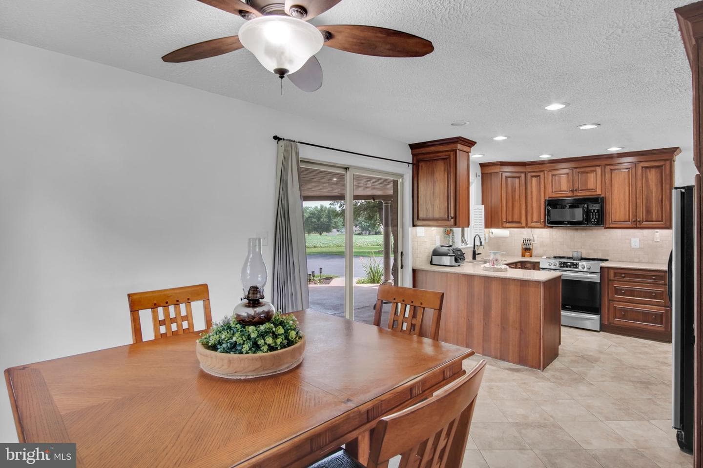 901 Butter Road photo 39