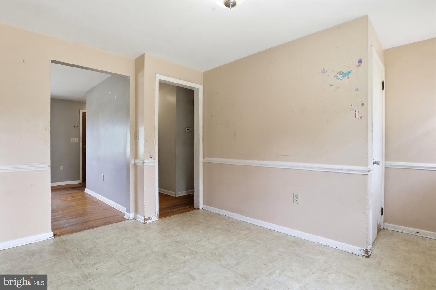 2400 Derry Road photo 16