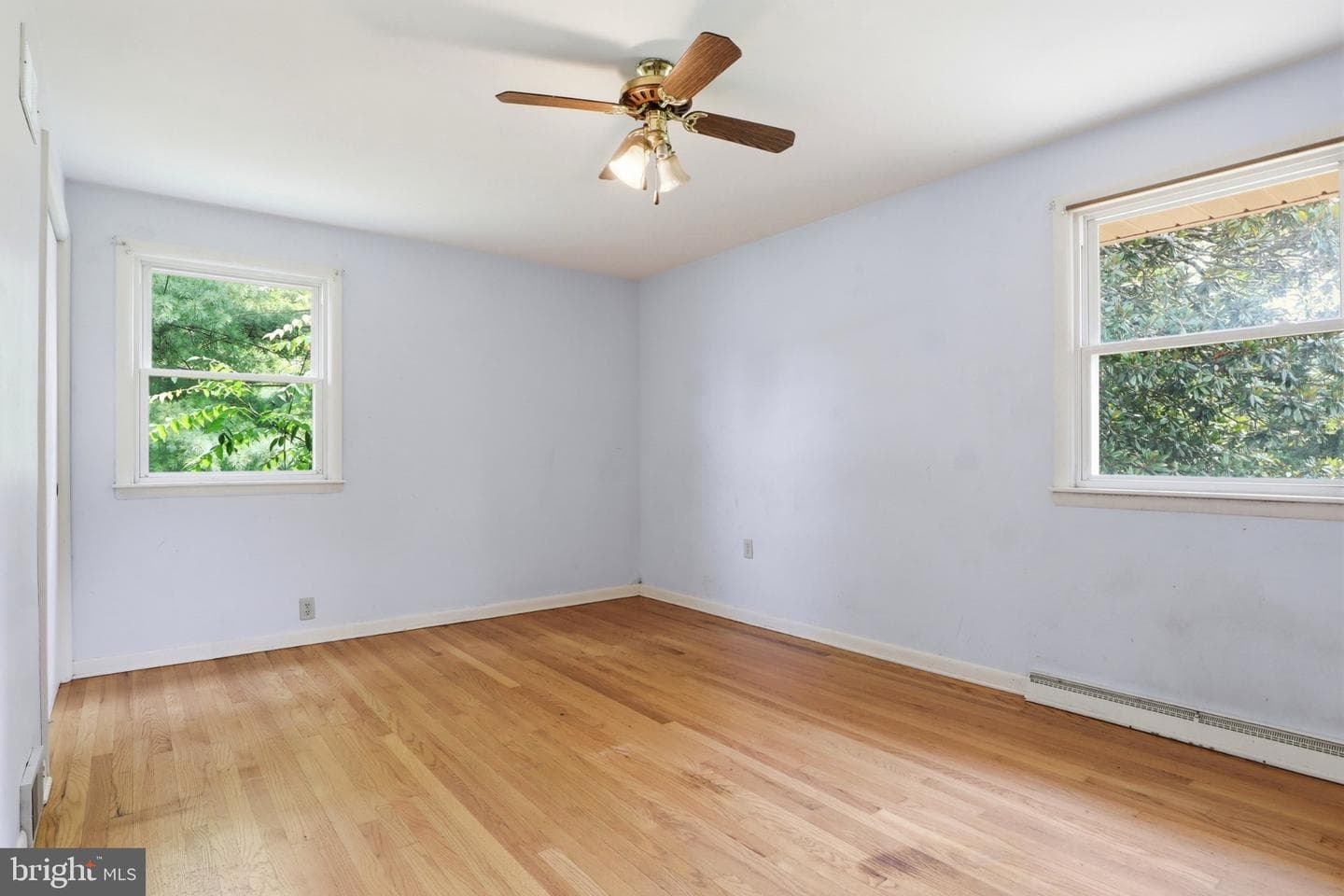 2400 Derry Road photo 24