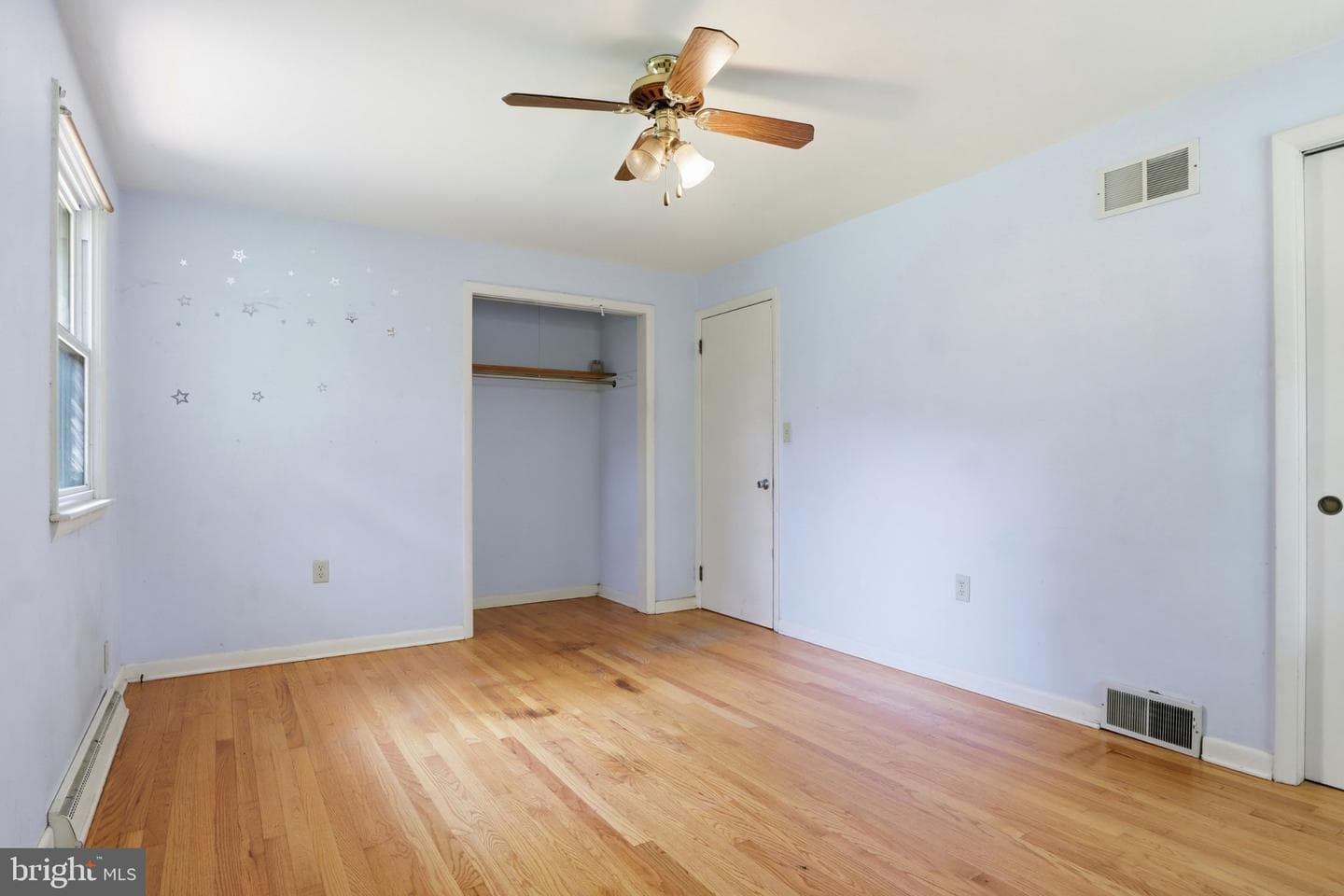 2400 Derry Road photo 25
