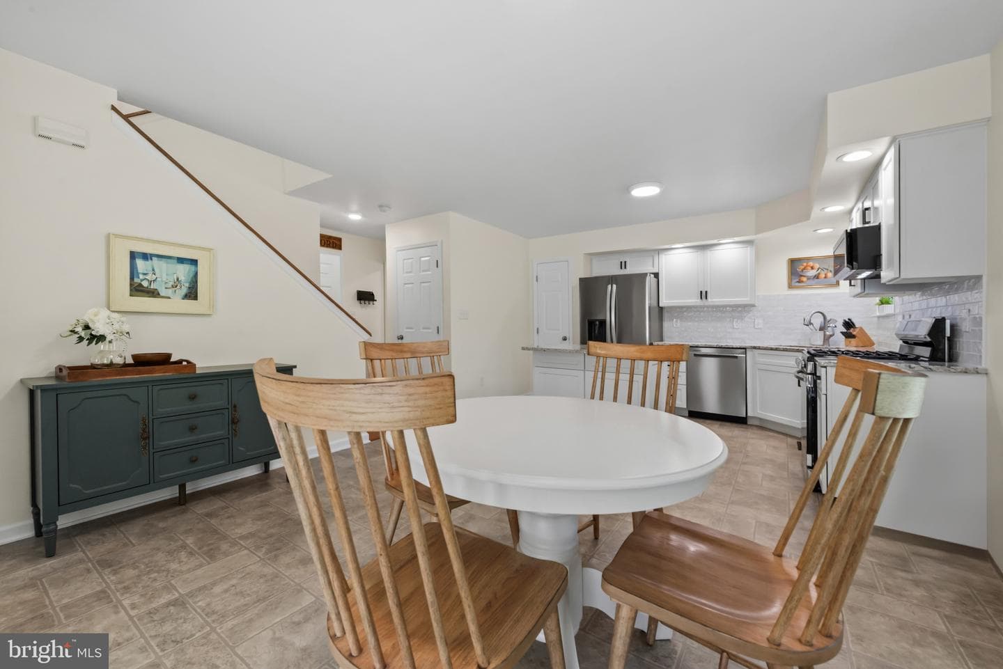 145 Lakeside Drive photo 10