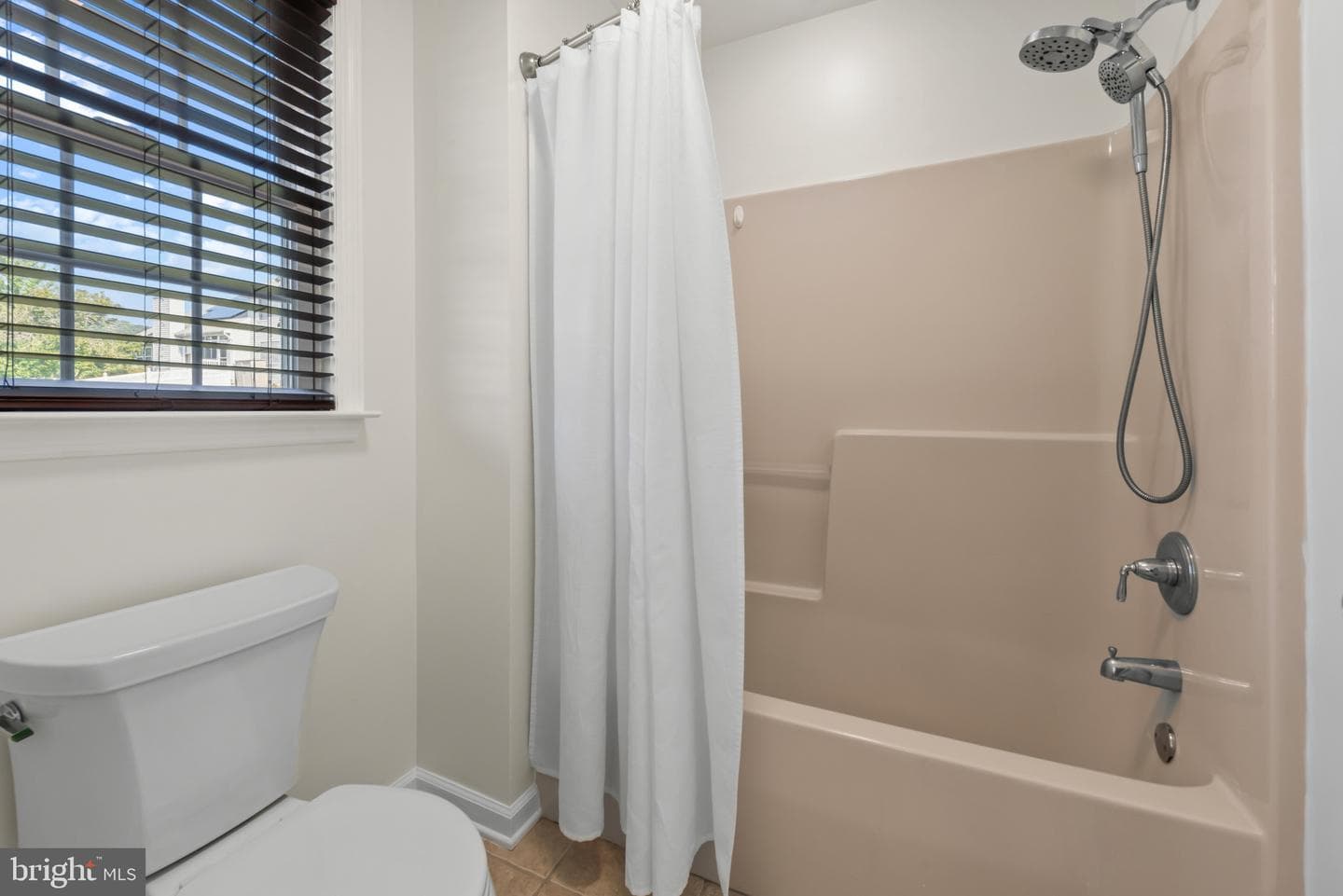 145 Lakeside Drive photo 23