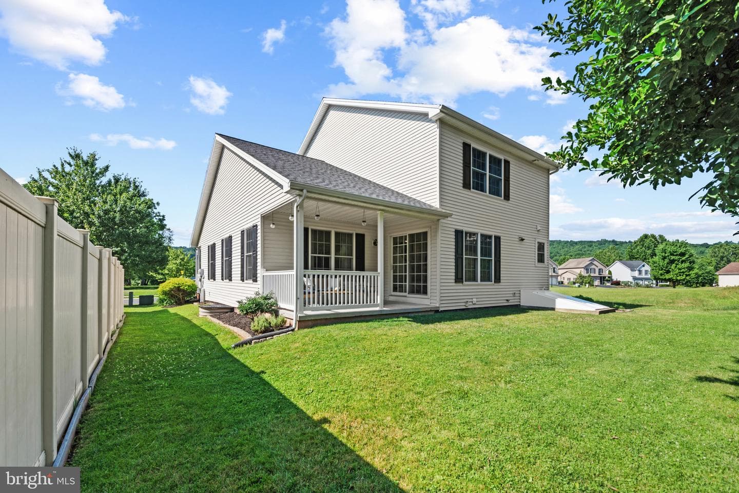 145 Lakeside Drive photo 54