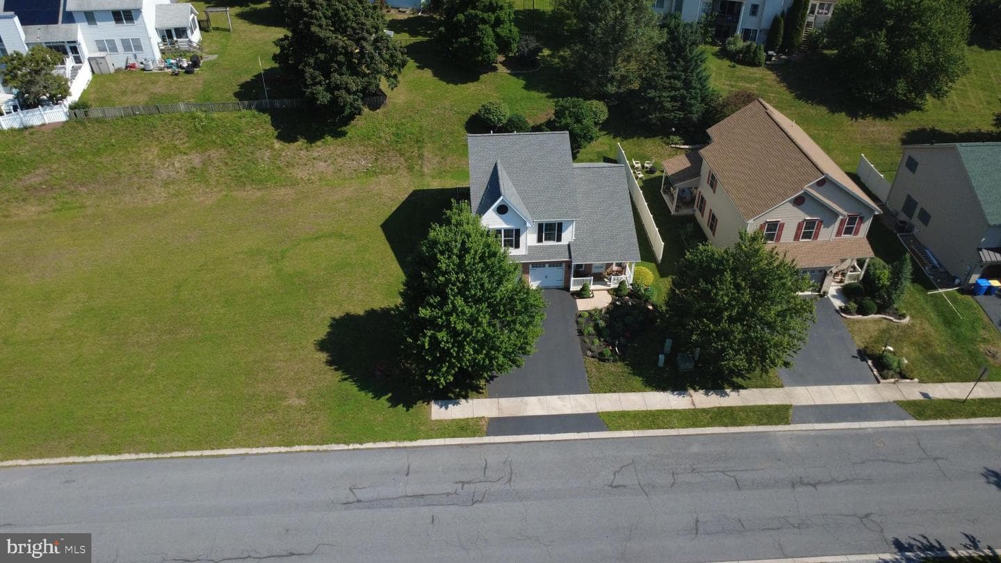 145 Lakeside Drive photo 64