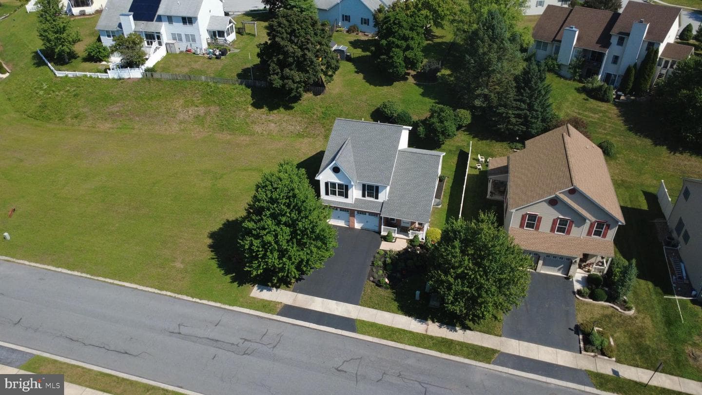 145 Lakeside Drive photo 65