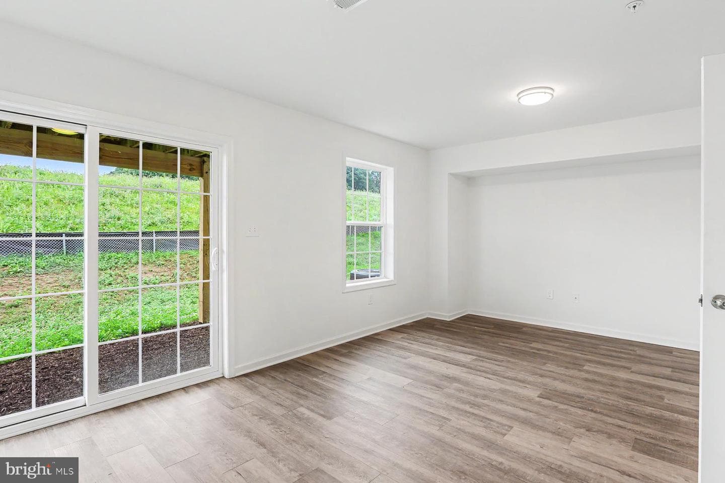 308 Avon Drive photo 5
