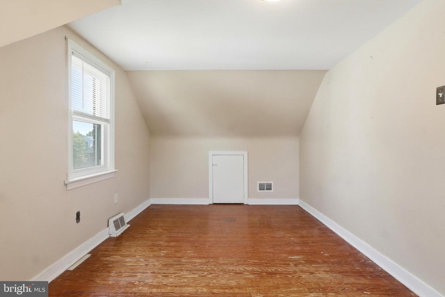 324 Greystone Road photo 20