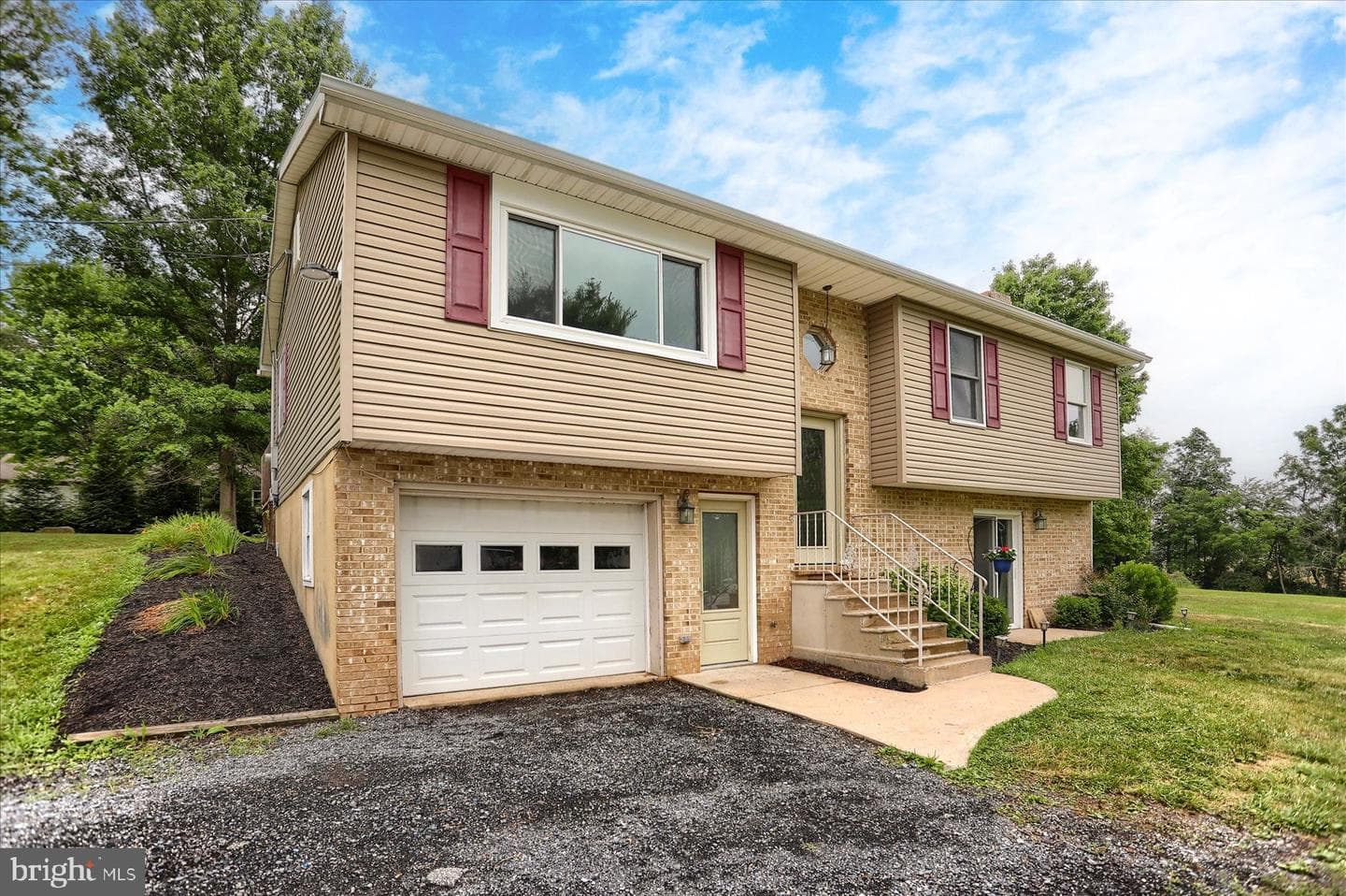 30 Wester Lau Drive photo 3