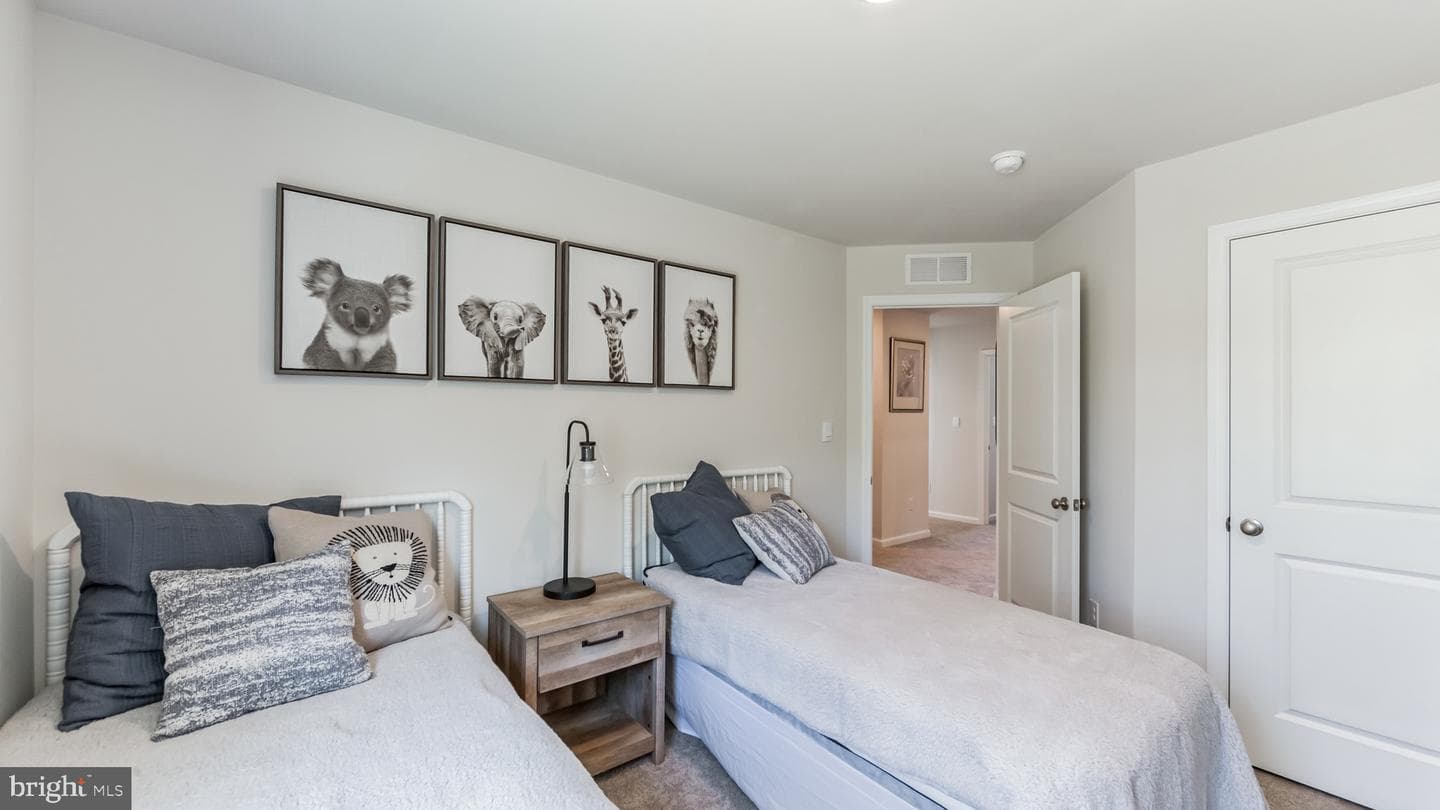 130 Christina Drive photo 22
