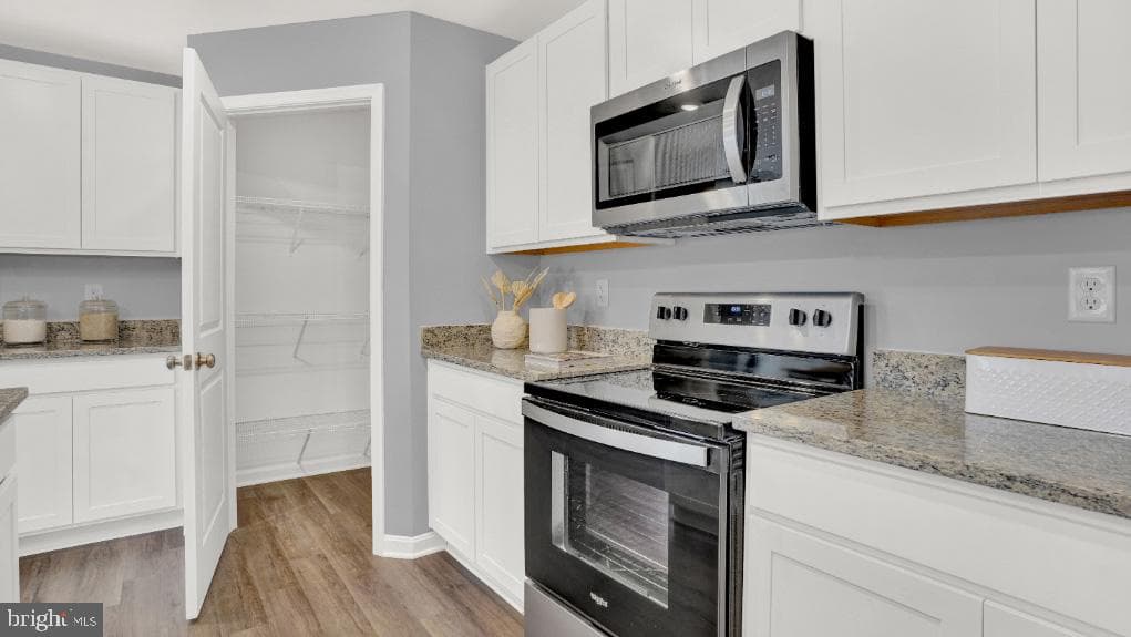 130 Amber Lane photo 7