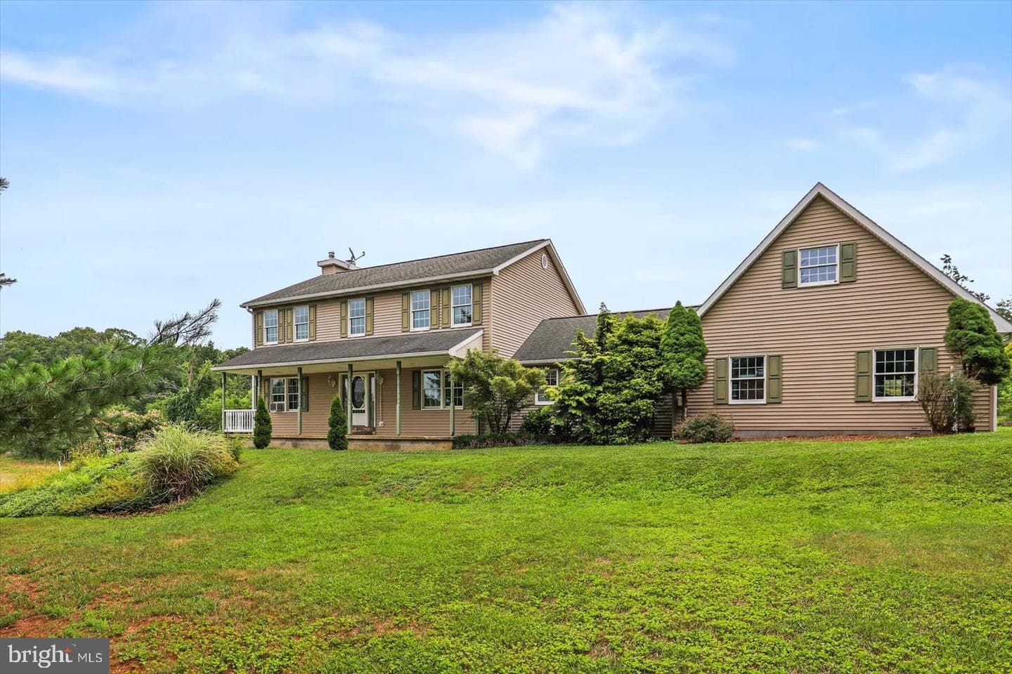 333 Newcomer Road, Windsor