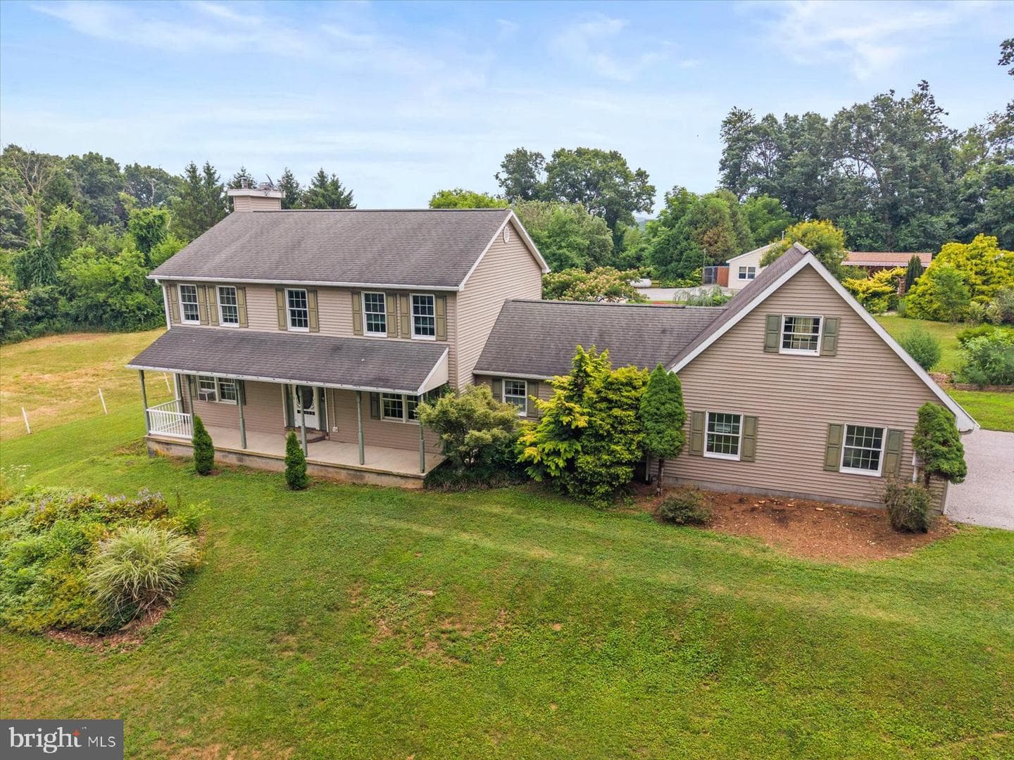 333 Newcomer Road, Windsor