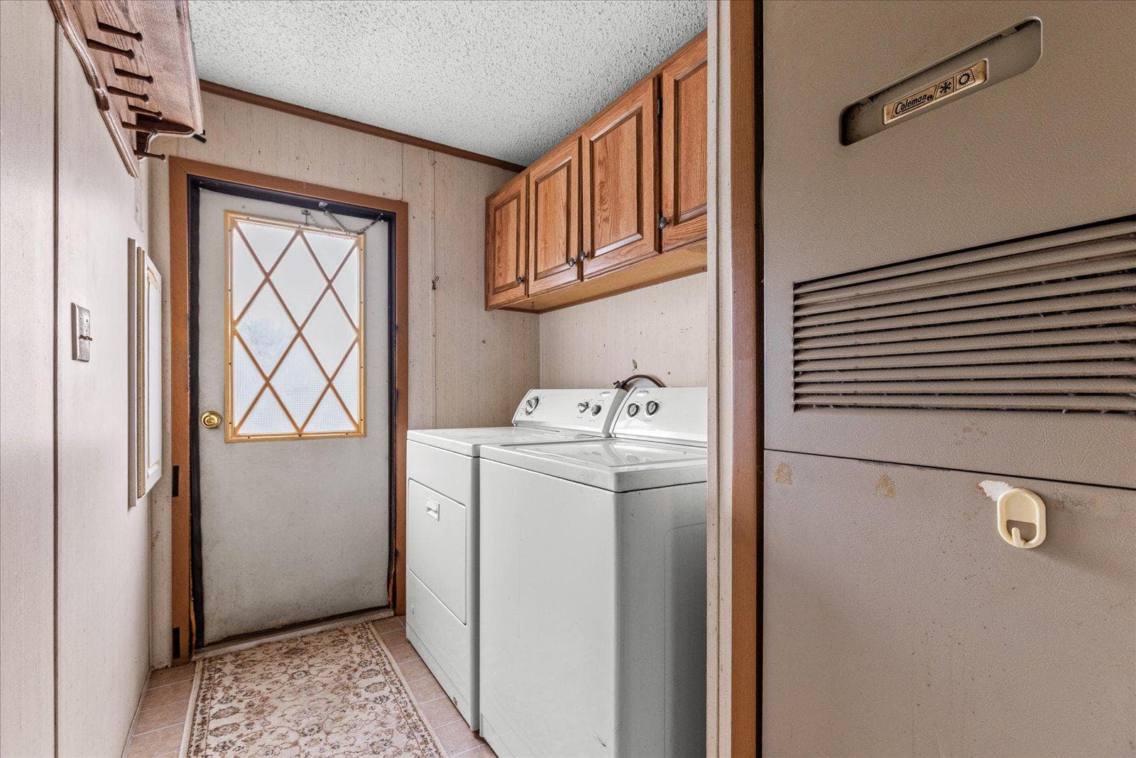333 Newcomer Road photo 92