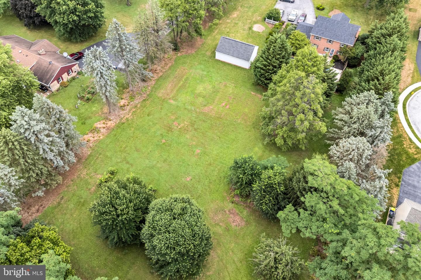 811 Greenbriar Road photo 10