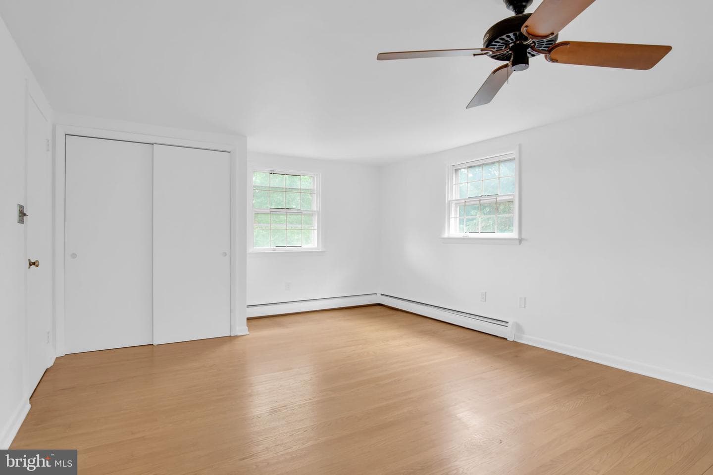 811 Greenbriar Road photo 27