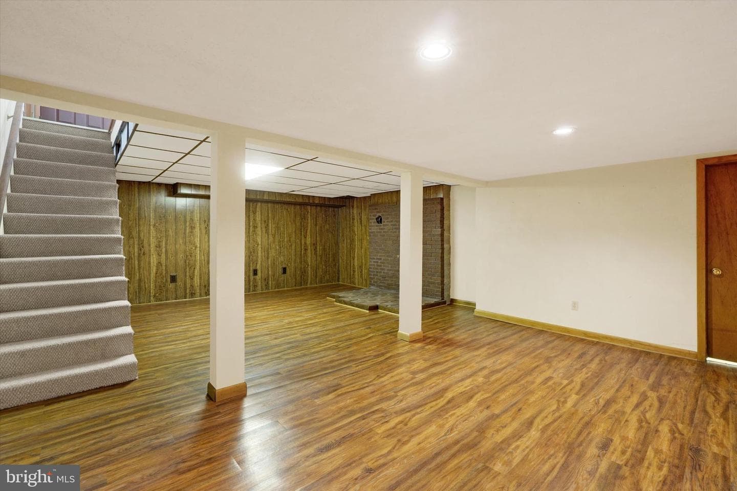 406 Beaumont Road photo 17