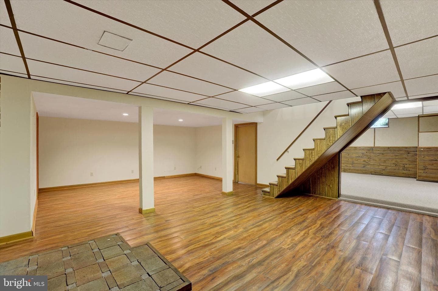 406 Beaumont Road photo 19