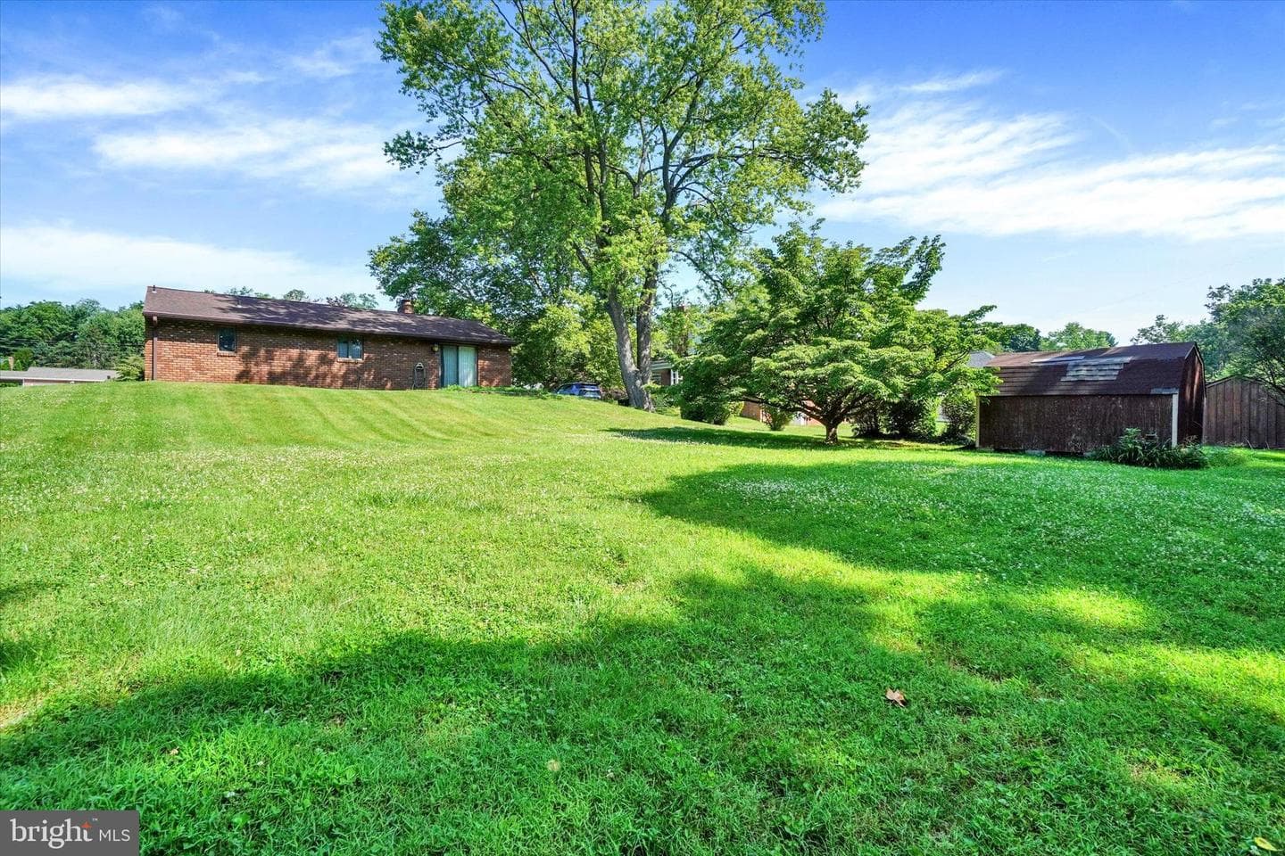406 Beaumont Road photo 27