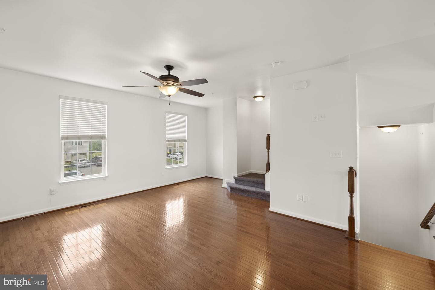 418 Charles Avenue photo 16