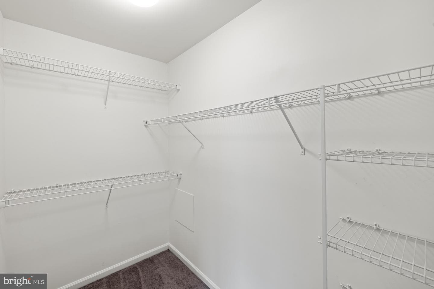 418 Charles Avenue photo 9