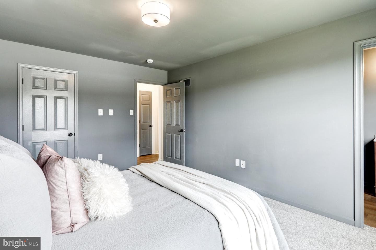 953 Campbell Road photo 24