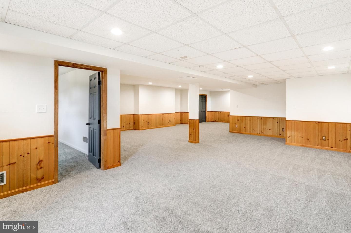 953 Campbell Road photo 30