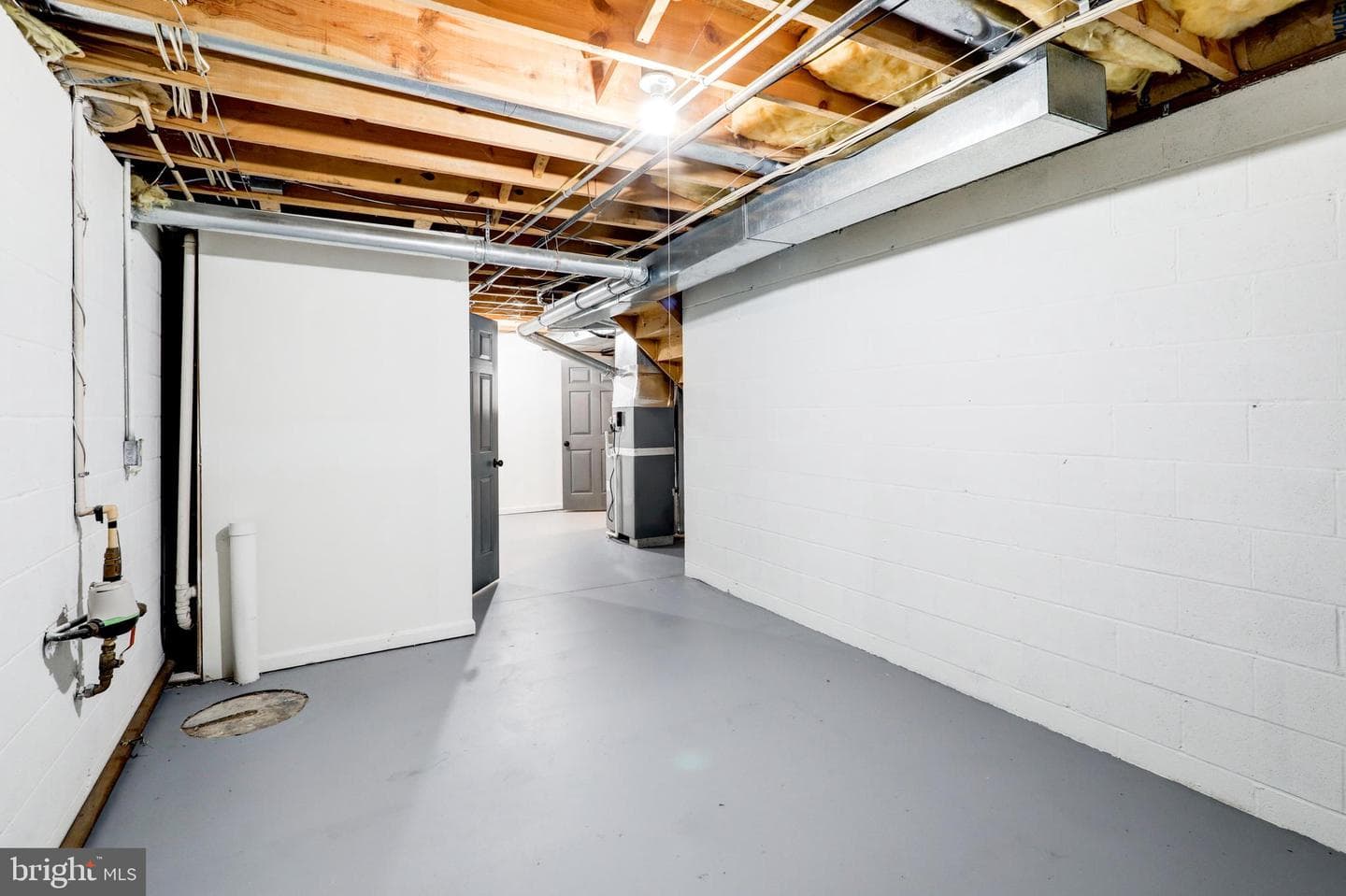 953 Campbell Road photo 36