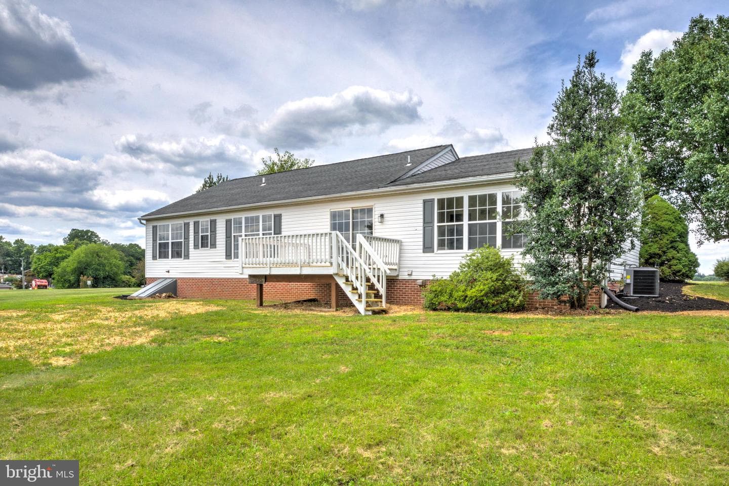 953 Campbell Road photo 48