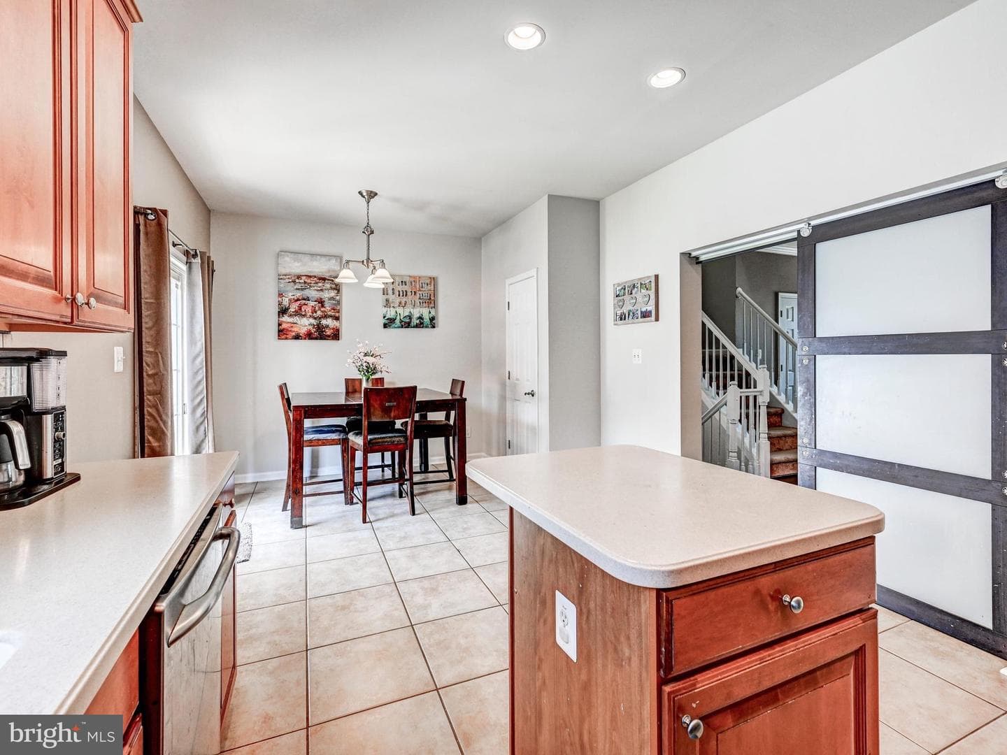 254 N Front Street photo 18