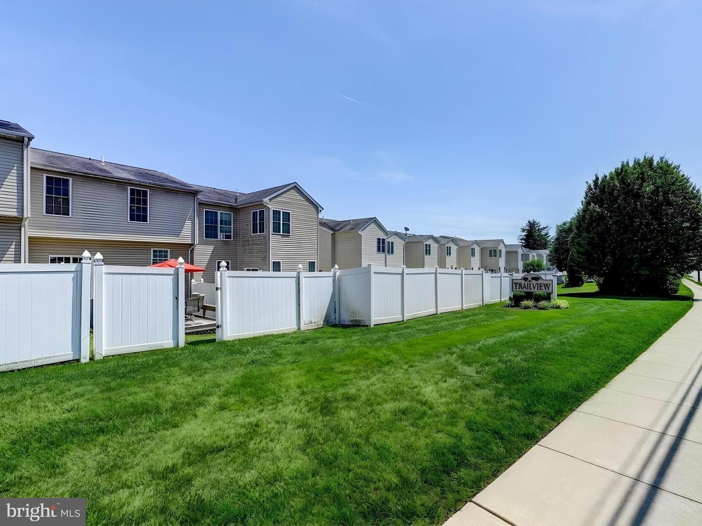 254 N Front Street photo 22