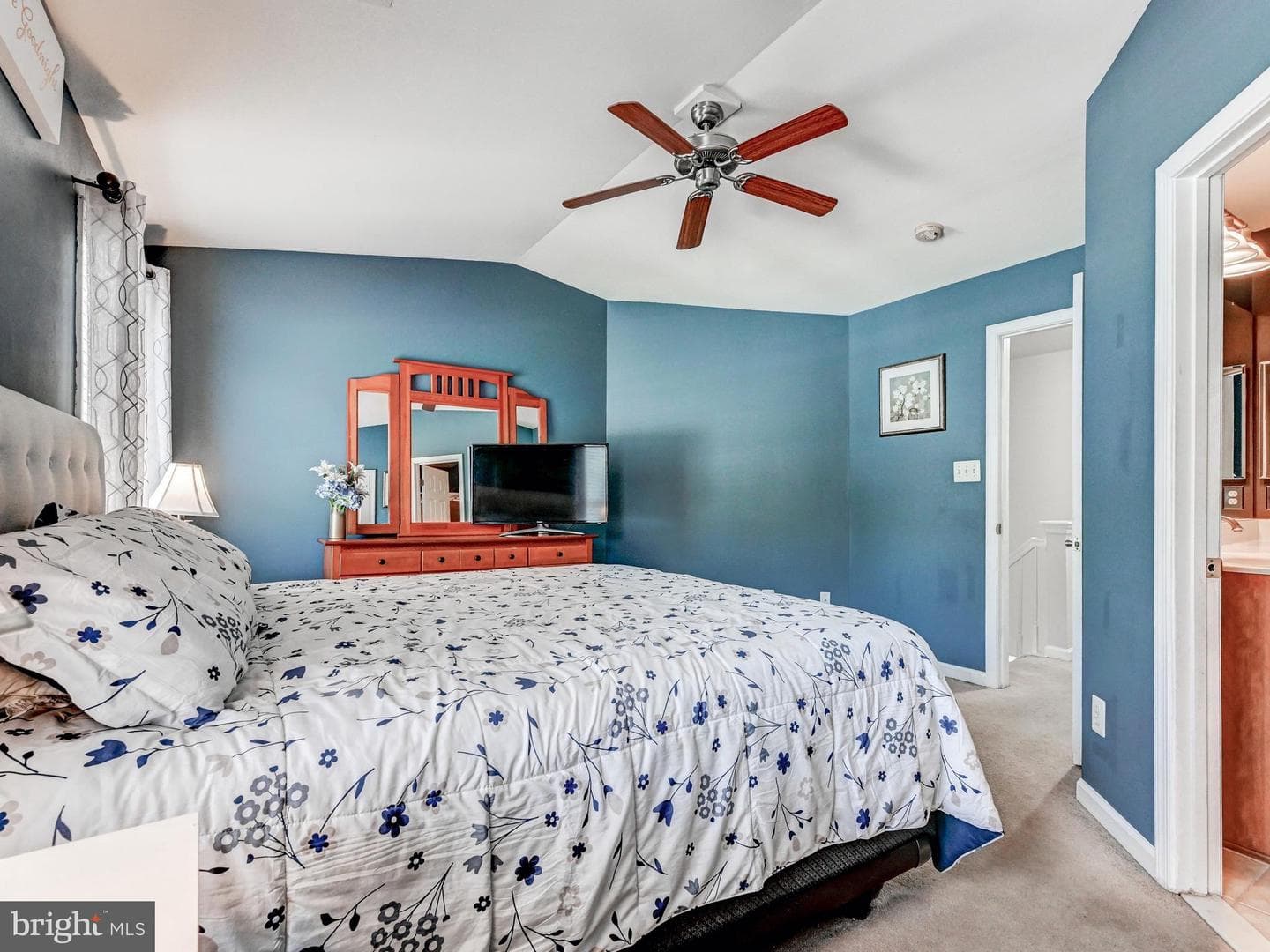 254 N Front Street photo 9