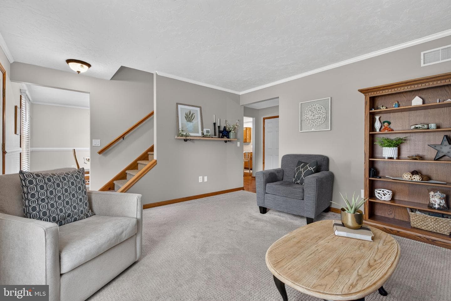 432 White Rose Lane photo 8