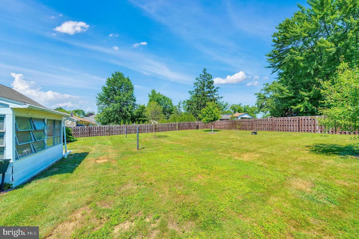 1150 Westminster Avenue photo 32