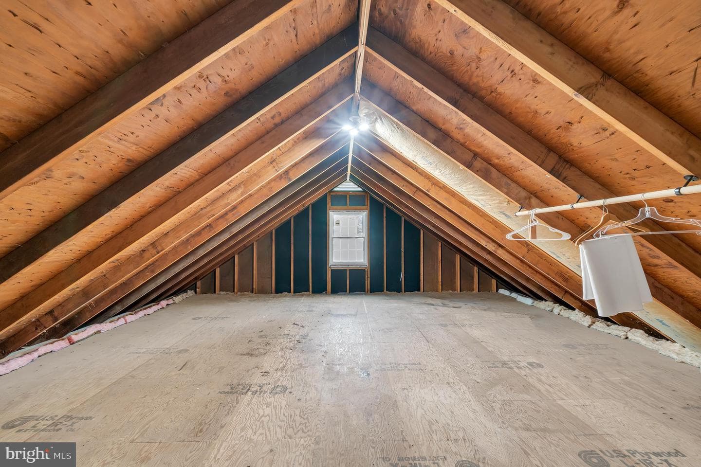 1150 Westminster Avenue photo 35