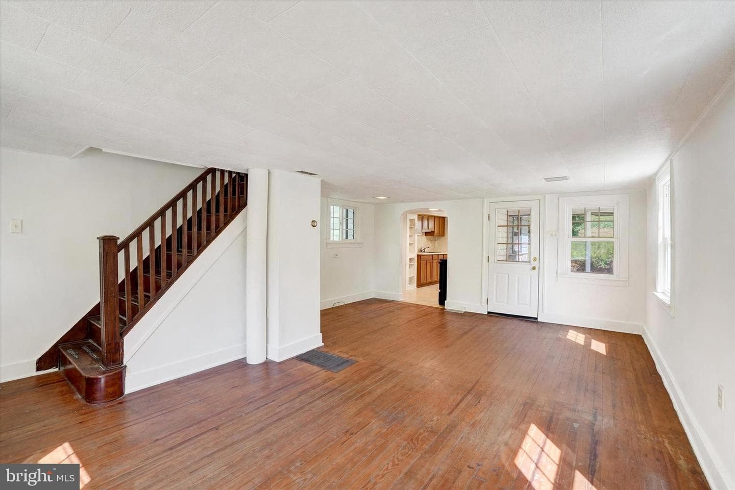 270 Green Valley Road photo 4