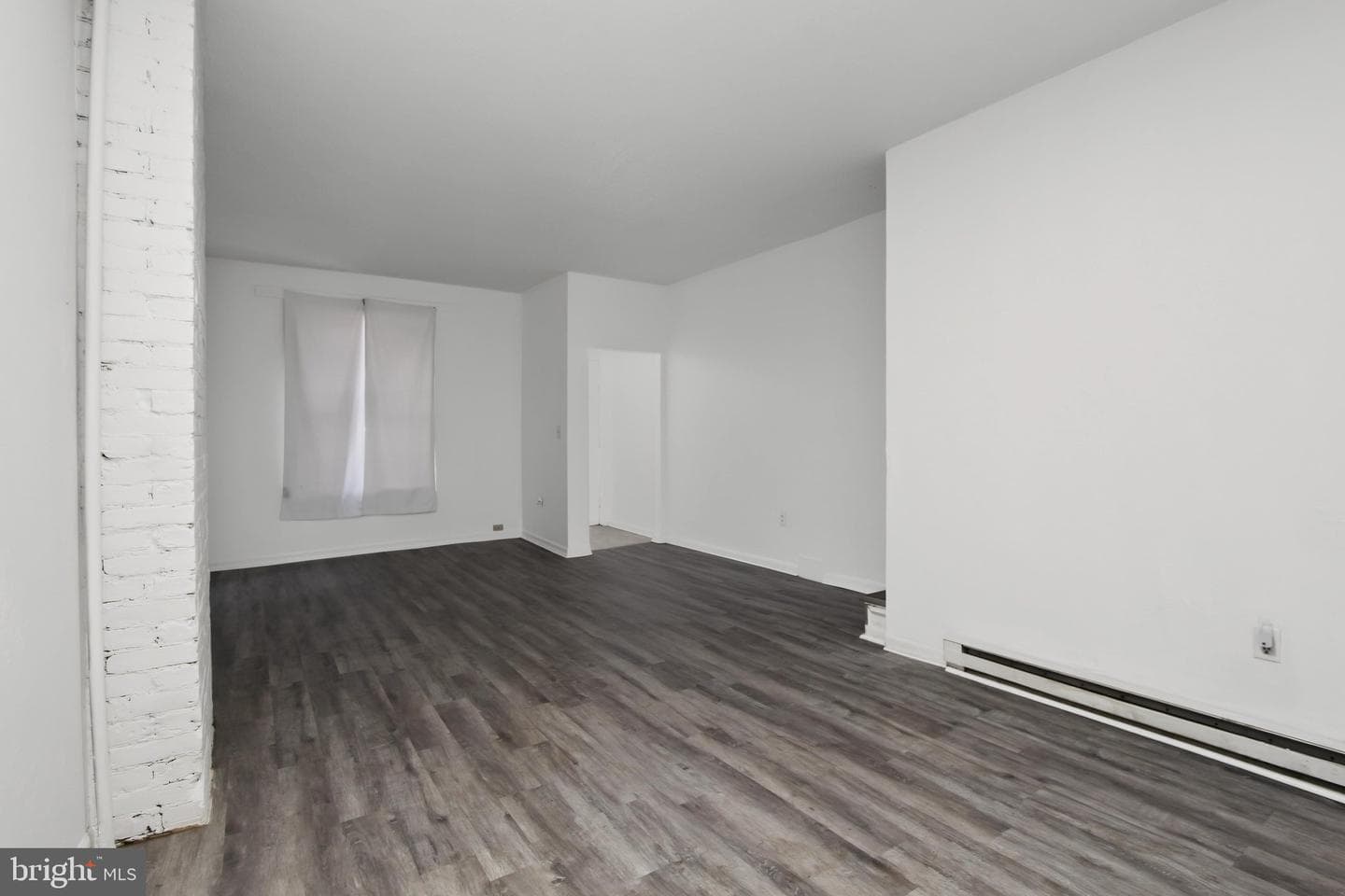 460 S Pershing Avenue photo 11