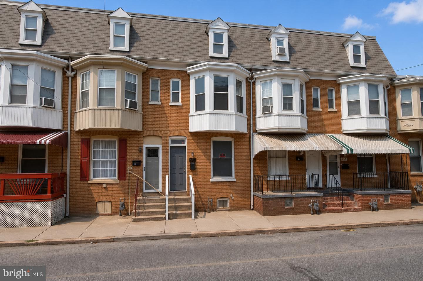 460 S Pershing Avenue photo 2