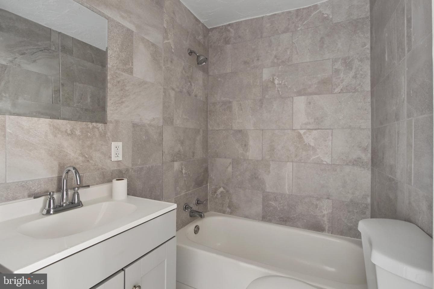 460 S Pershing Avenue photo 20