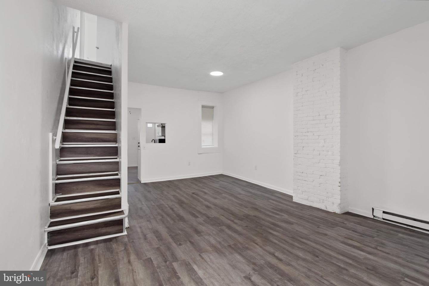 460 S Pershing Avenue photo 8