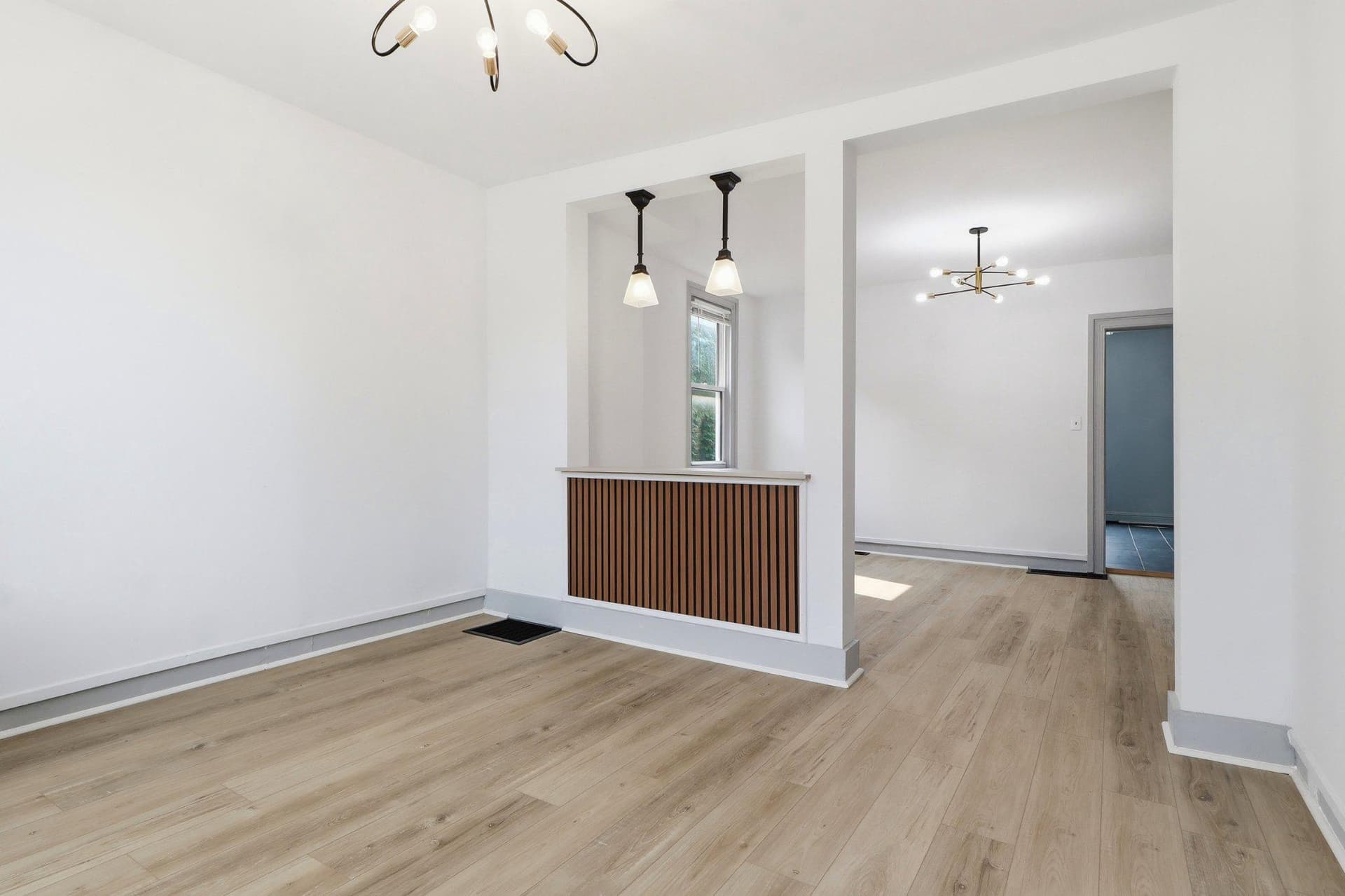 1269 E Philadelphia Street photo 5