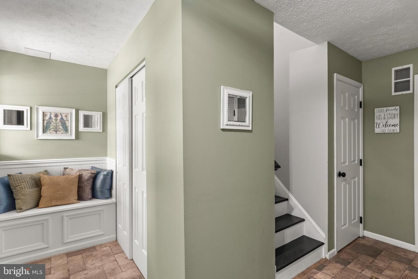 180 Country Ridge Drive photo 6