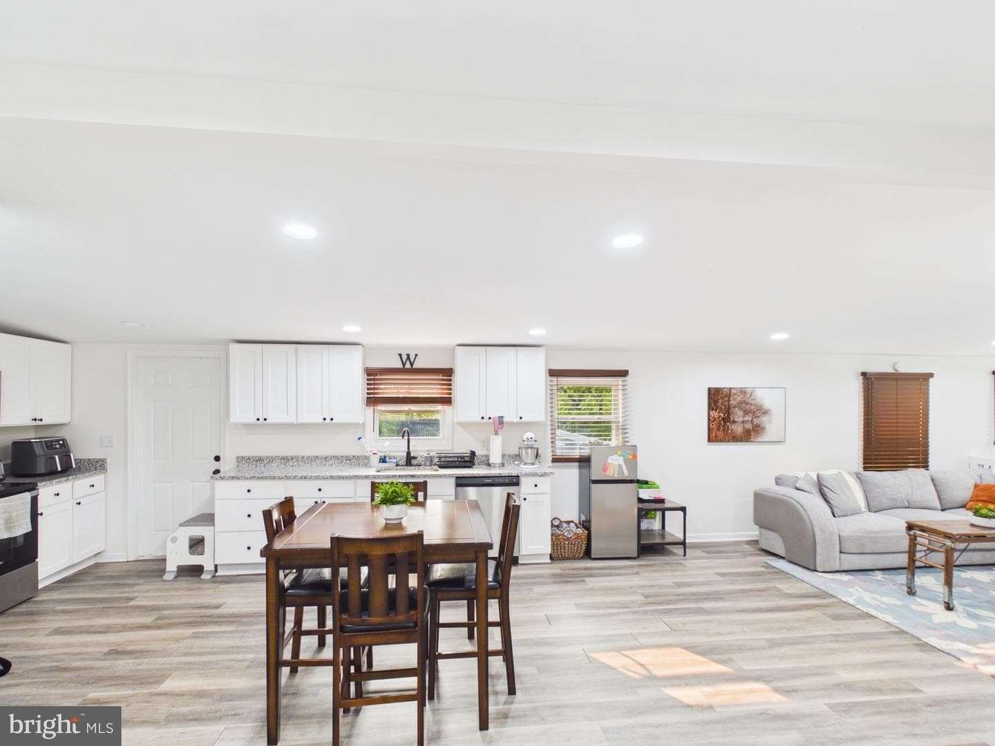 3997 Trone Road photo 11