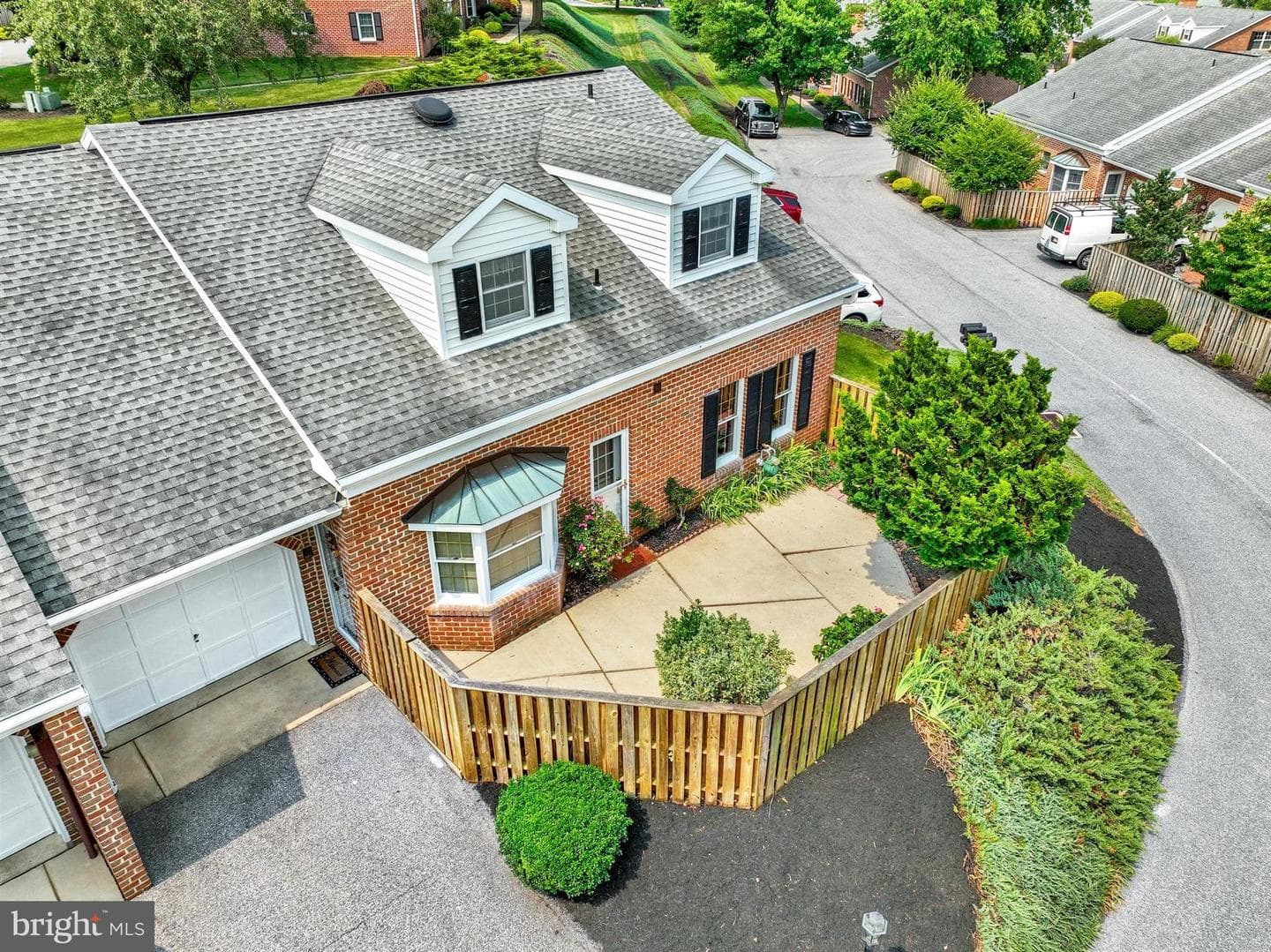 2032 Wyntre Brooke Drive photo 10