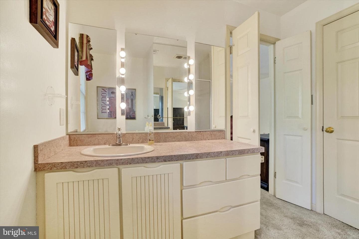 2032 Wyntre Brooke Drive photo 23