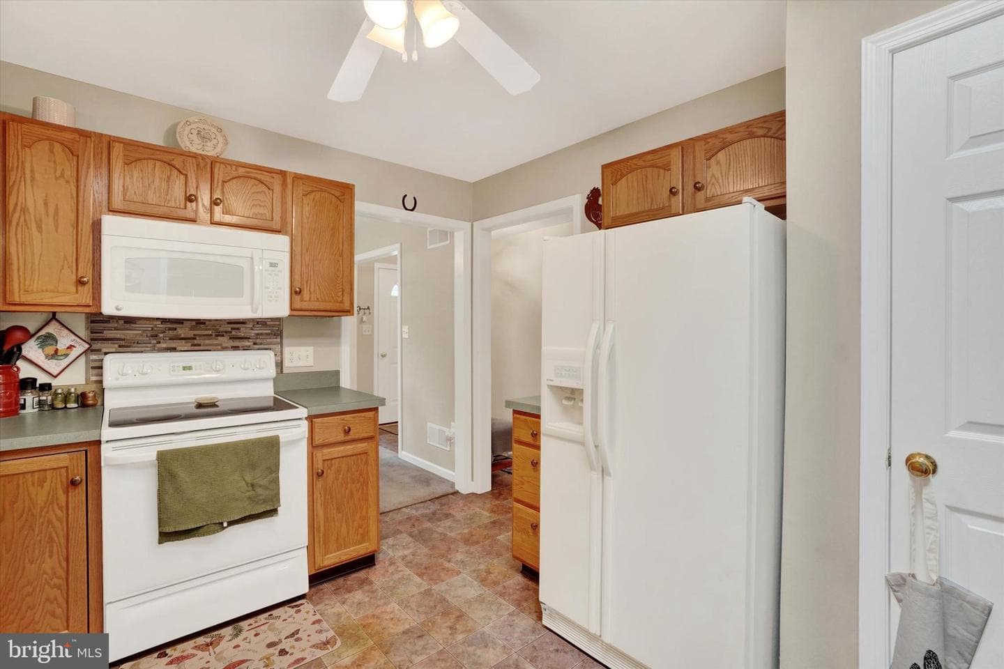 185 Biglar Court photo 8