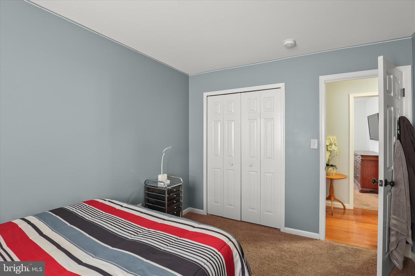 135 Surrey Lane photo 34