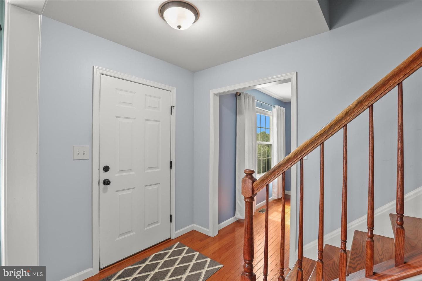 135 Surrey Lane photo 6