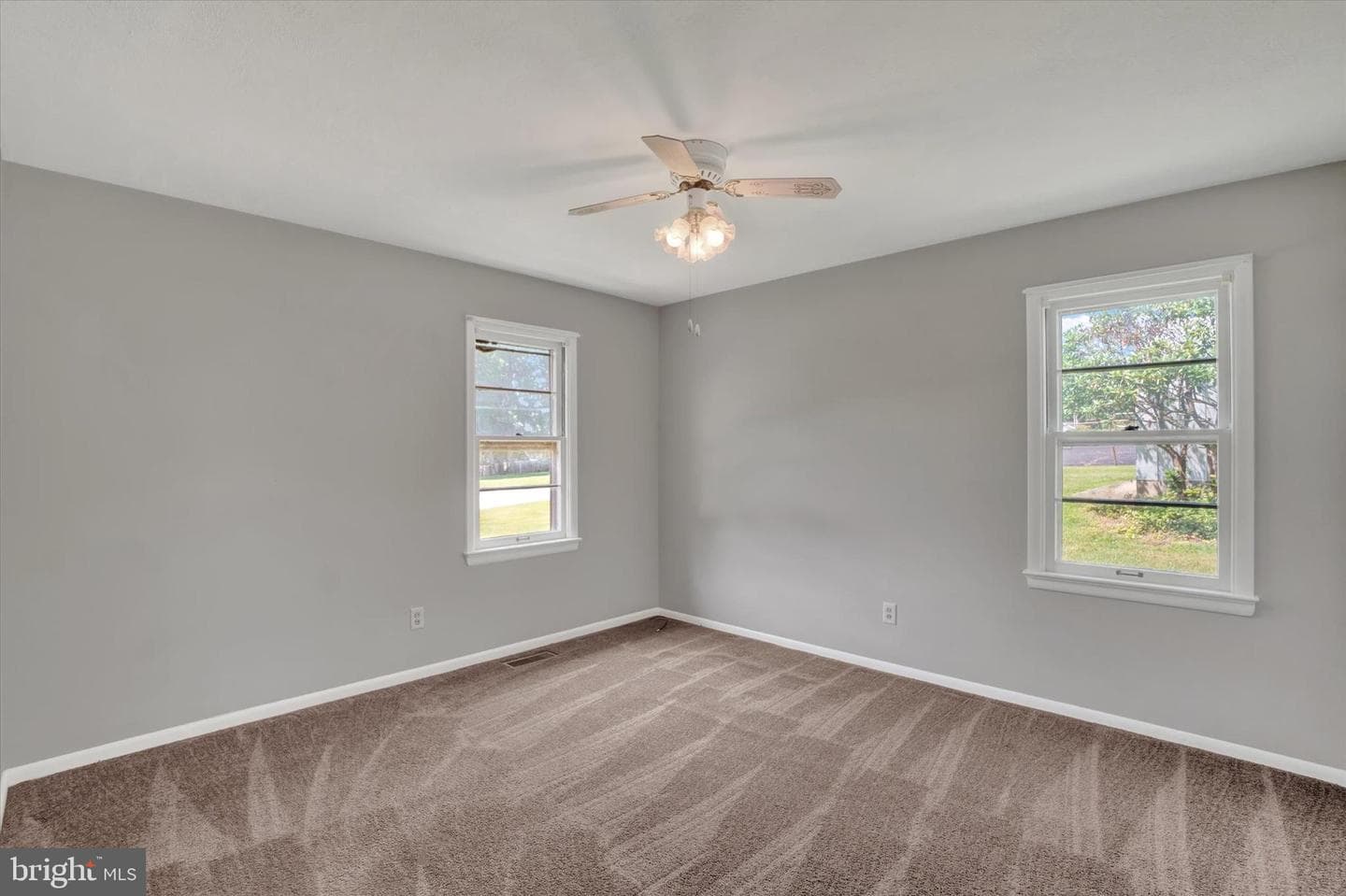 1610 N East Street photo 18