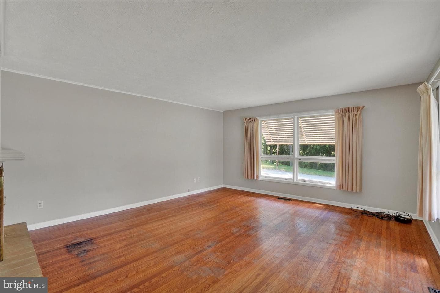 1610 N East Street photo 5